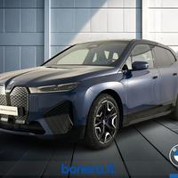 BMW iX xdrive50 pacchetto sportivo
