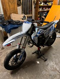 HUSQVARNA TC 125 motard