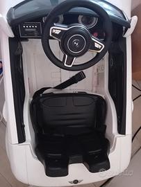 Macchina per bambini con telecomado