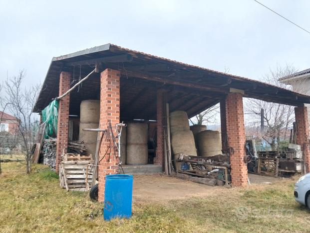 Terreno edificabile con tettoia a Balangero