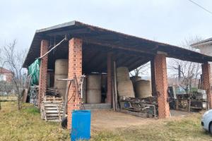 Terreno edificabile con tettoia a Balangero