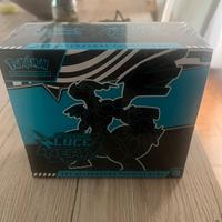 Pokèmon Luce Nera Set Allenatore Fuoriclasse ETB