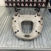 Portapacchi post.givi con piastra x honda nc 700/7