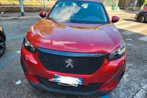 Peugeot 2008 PureTech ( 1.2 Benzina )