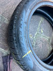 Gomme Invernali pirelli 225/55/R19