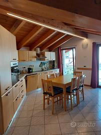 Mansarda finemente arredata