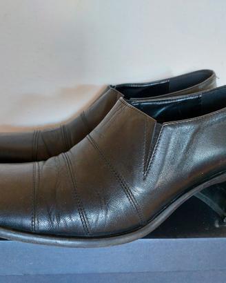 Scarpe nere in pelle, n. 40 - Vitulli