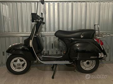 Vespa 125 PX Piaggio 2011