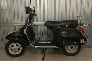 Vespa 125 PX Piaggio 2011