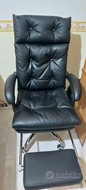 Poltrona da ufficio tipo presidenziale.