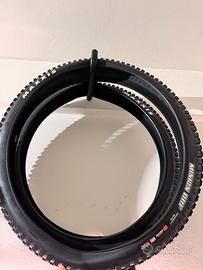Gomme mtb mullet dh 29x2.5 27x2.4 maxxis