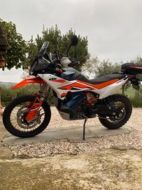 Ktm 890 adventure R in garanzia