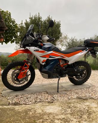 Ktm 890 adventure R in garanzia