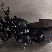 Triumph Bonneville T120 Matt Black