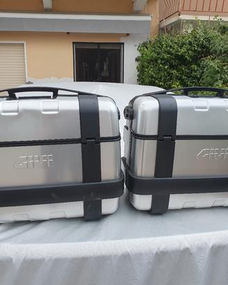 Coppia valigie laterali Givi Trekker 33lt cad.