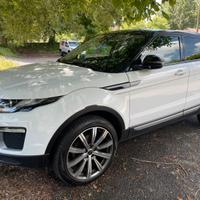 Privato vende  Range Rover Evoque tenuta benissimo