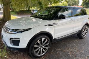 Privato vende  Range Rover Evoque tenuta benissimo