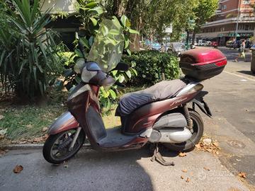Scooter Honda SH 300