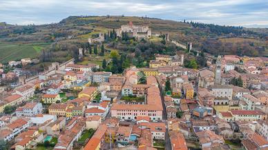 4 LOCALI A SOAVE