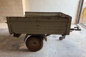 Carrello rimorchio con documenti