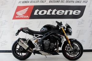 TRIUMPH SPEED TRIPLE 1200 RS ACCESSORIATA KM 16674