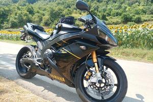 Yamaha YZF R1 - 2008
