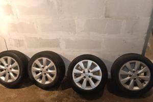 4CERCHI IN LEGA SUZUKI CON GOMME INVERNO185/60/R15