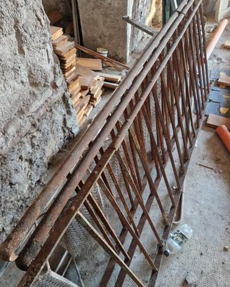 vecchia ringhiera ferro battuto primi del 900