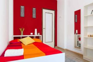 Stanza in appartamento di 100 m² a Milano
