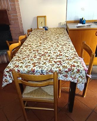 Tavolo in legno 