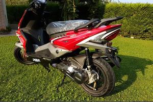 SCOOTER ROSSO 125cc ROSSO 2022 NUOVO