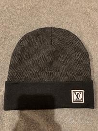Berretto in lana nero unisex