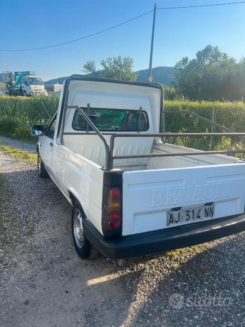 Renault Express 1996 photo 3