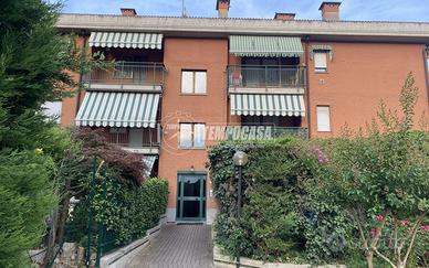 2 LOCALI con GIARDINO PRIVATO, BOX AUTO e CANTINA