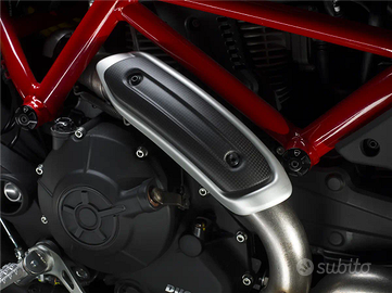 PARACALORE IN CARBONIO PER DUCATI MONSTER 937