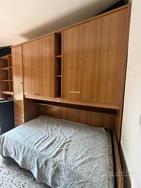 Cameretta armadi e libreria