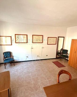 Rustico / Casale di 120 m² con 4 locali e box auto