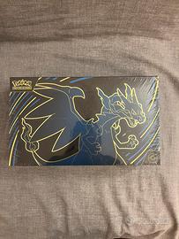 Pokemon Charizard Ultra Premium Collection
