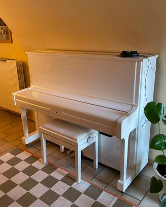 Pianoforte verticale bianco con Silent