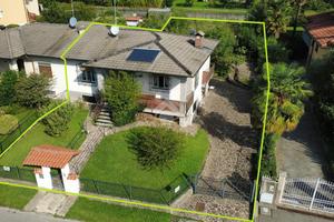 PORZIONE DI BIFAMILIARE A BESANA IN BRIANZA