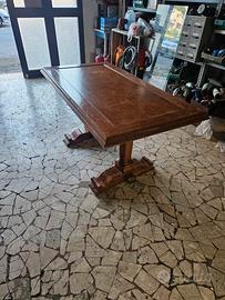 Tavolo Antiquariato