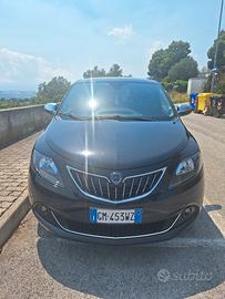 Lancia Ypsilon Alberta Ferretti 1.2 GPL 2023