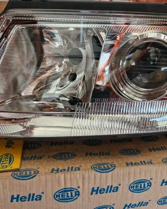 Faro Vw Passat xeno 1AF007850051