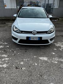 Golf serie 7.      1.6 diesel 110cv