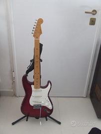 Chitarra elettrica Fender Stratocaster Japan