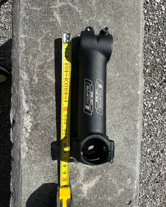 Attacco manubrio fsa
