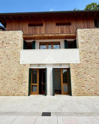 4 LOCALI A ASOLO