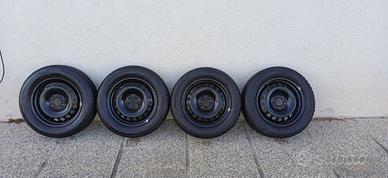 Kit 4 Cerchi in ferro da 15" + Gomme Invernali