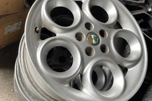 Cerchi in lega Alfa Romeo