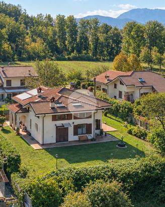 VILLA SINGOLA A AVIGLIANA